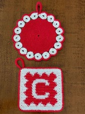 N. 2 presine cucina in puro cotone fatte a mano all'uncinetto