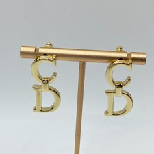 Orecchini Christian Dior logo