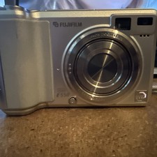 Fujifilm Finepix E Series E550