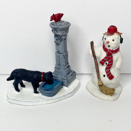 Figurine lemax village - lemax, •