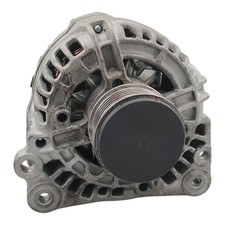 Alternatore VOLKSWAGEN GOLF 4 Serie/NEW BEETLE 1 Serie 1.9 Diesel RICAMBIO USATO