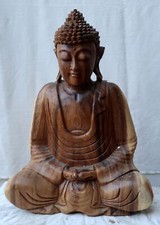 Buddha in legno di suar o noce