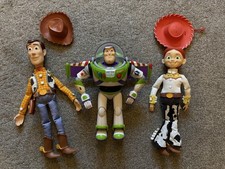 Toy Story Amici Interattivi Personaggi Parlanti Woody & Buzz Lightyear PLUS Jessie