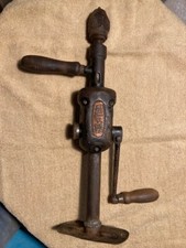 Antico trapano  a Mano a