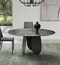 TAVOLO MAYA TONDO/RETTANGOLARE