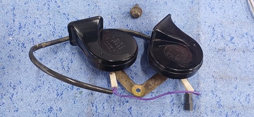 Kit trombe claxson con staffa