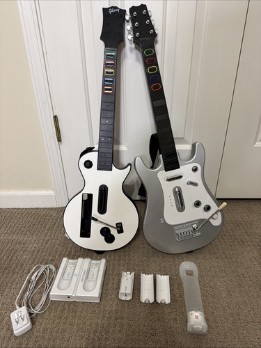 Wii guitar hero - 2x, controllers