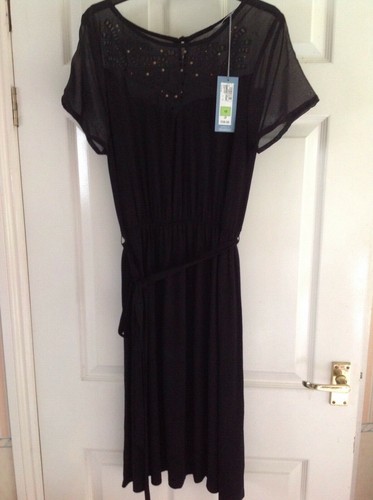 Bnwt woman black cutwork - bnwt, m&s