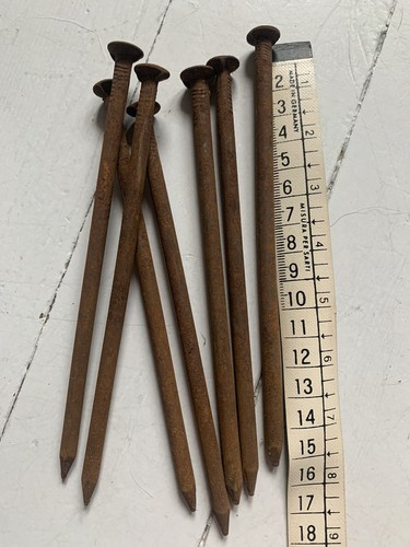 Vecchi chiodi 15 cm - 7, da