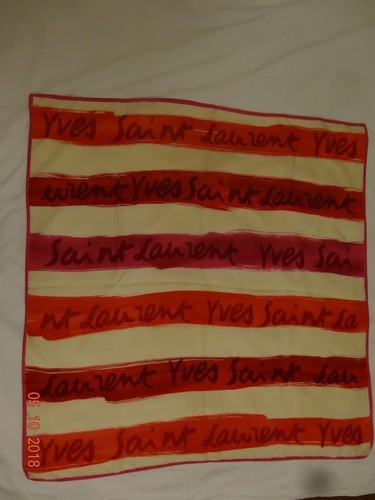 Foulard yves saint laurent - foulard,