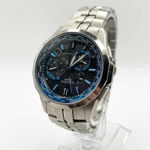 Orologio solare radiocomandato