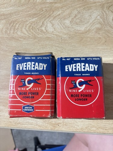 Eveready lotto di 2 - n.,