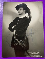 PHOTOGRAPH AUTOGRAPHED BY