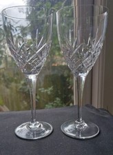 Coppia di bicchieri da vino