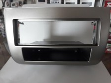 MASCHERINA AUTORADIO VANO