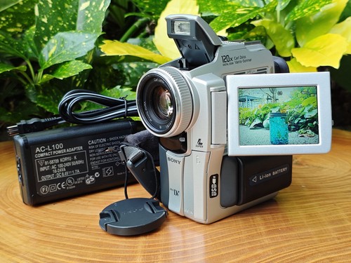 1141631 sony dcr pc110 - sony, dcr-pc110