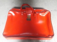 Valigia in pelle rossa vintage anni 70