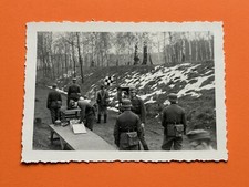 Foto, soldati in piedi sul