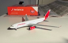 1:400 Phoenix Models Avianca