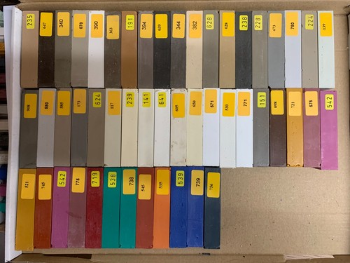 Fino diverse aste di - 48,