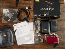 Nikon Coolpix S-60 rossa