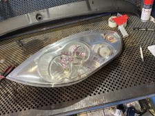 Faro Anteriore Sinistro