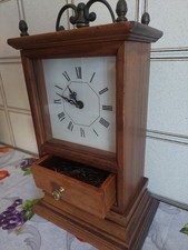 Orologio da tavolo in legno
