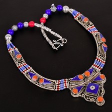 Collana nepalese etnica