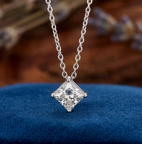 Ciondolo solitario principessa