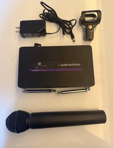 Sistema microfonico wireless
