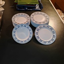 Servizio 18 Piatti Porcellana