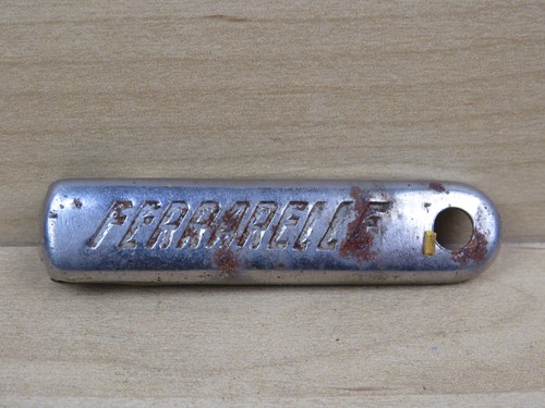 Vecchio apribottiglie - vecchio,