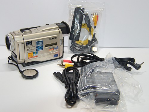 Sony dcr trv10e - pal, kit