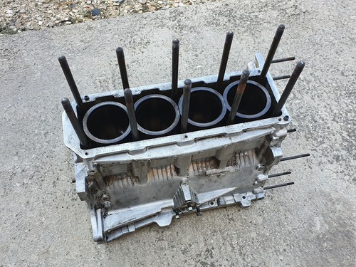 Monoblocco basamento motore - monoblocco,
