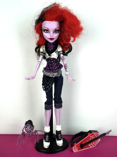 Monster high doll operetta - monster,