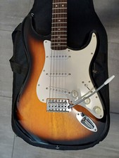 Fender  SQUIER Bullet Strat - Brown Sunburst