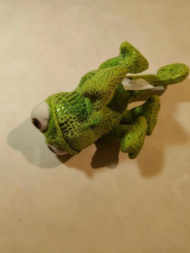Disney pascal rapunzel plushie - rapunzel,