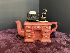 Seymour Mann Teiera Boutique