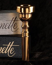 Monette bocchino tromba