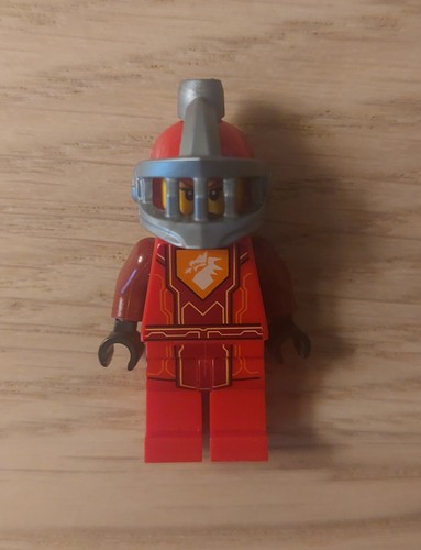 Lego nexo knights minifigure - lego,