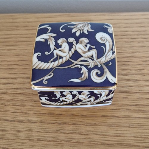 Wedgwood cornucopia vintage - wedgwood,