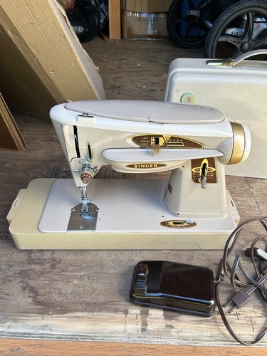 Macchina cucire vintage - da,