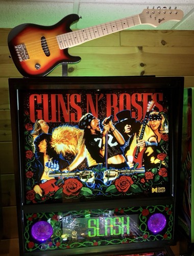 Guns roses guitar topper - guns,