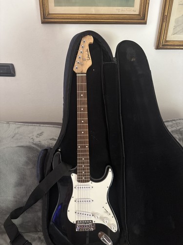 Chitarra elettrica con
