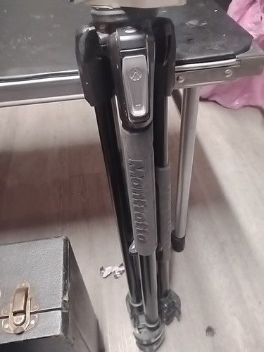 Manfrotto 190x aluminum tripod - manfrotto,