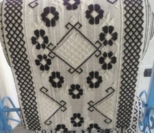 TAPPETO GUIDA NERO ROSELLINE