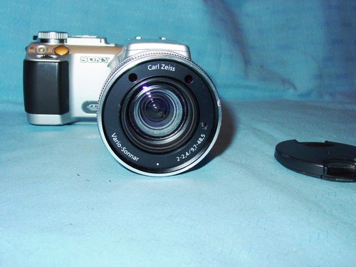 Sony dsc 717 difettoso - 717,