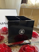 “Chanel Pennelli Trucco