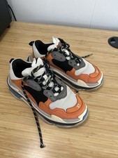 Balenciaga Triple S 