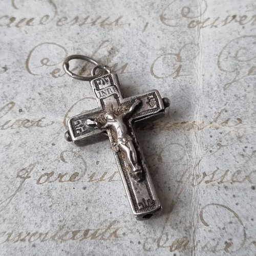 Croix reliquaire milieu xixè - croix,